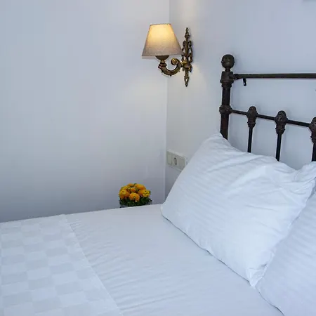 Opus 1910 Hotel