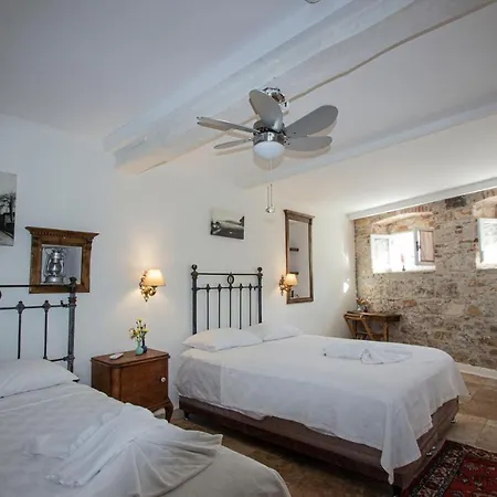 Opus 1910 Hotell Ayvalı