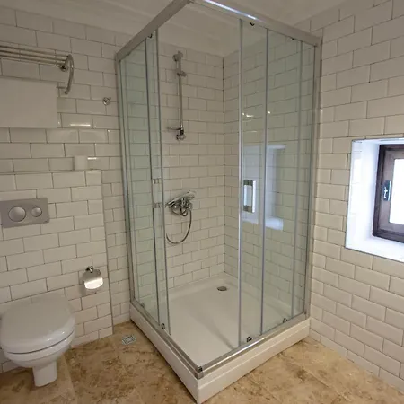 Szálloda Opus 1910 *