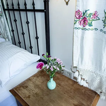 Opus 1910 Szálloda *