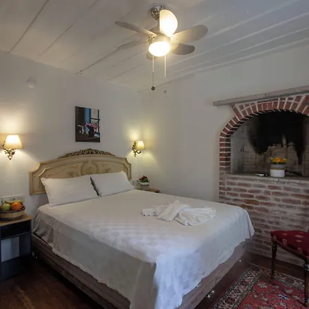 Opus 1910 Hotel *